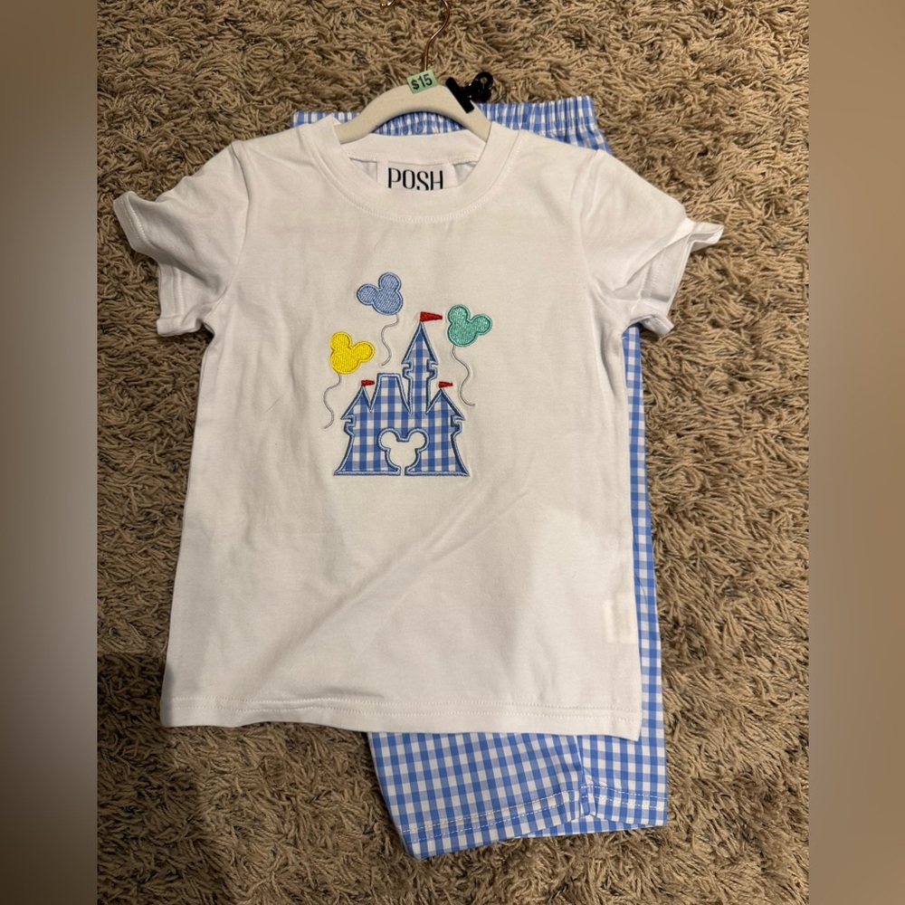 POSH Disney White Kids Shirt with Castle Design
